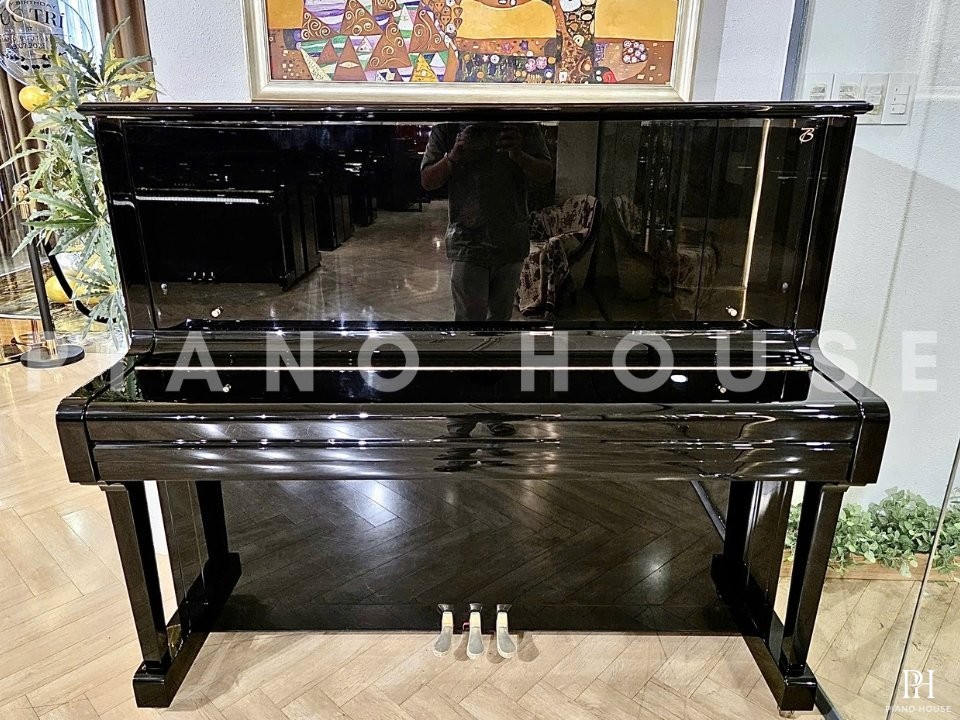 Boston UP-132E PE Professional Upright (USED)