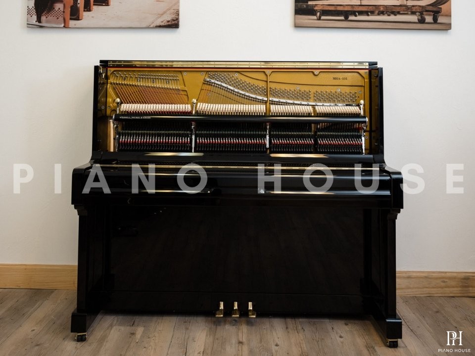 MHA-131U - Artist Series