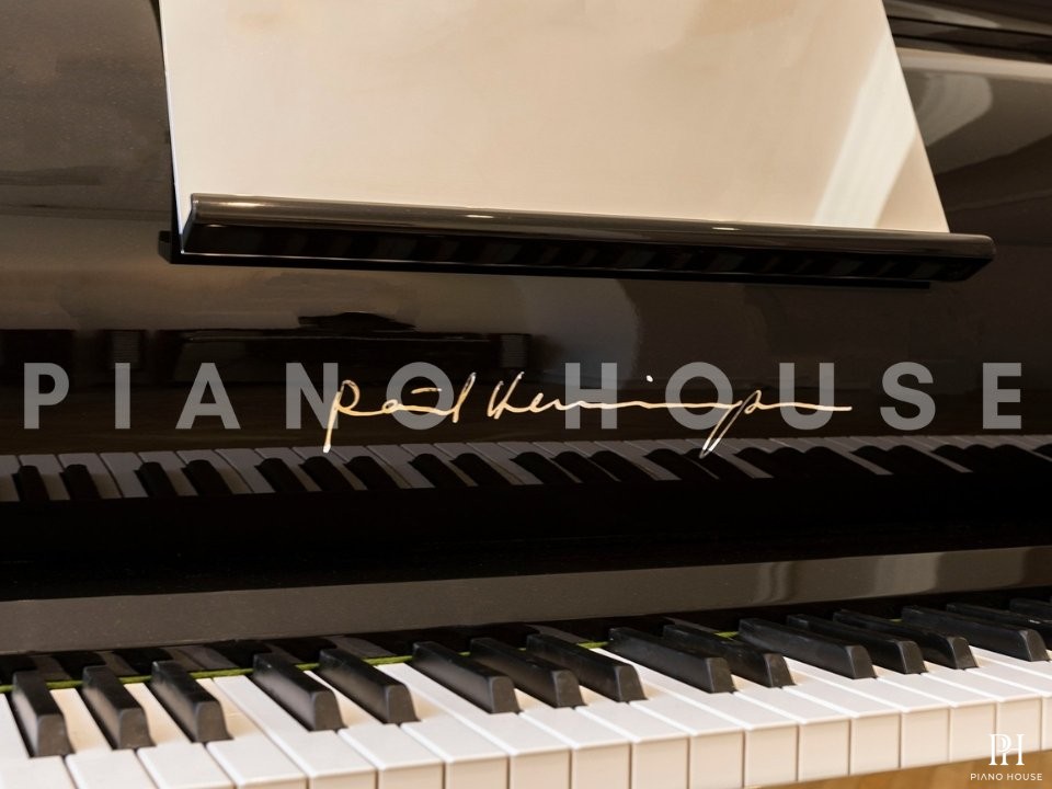 PH Upright Piano (Legacy Edition)