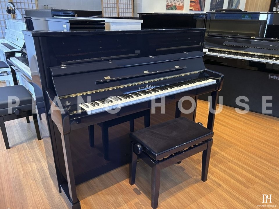 Schimmel Classic C116 Tradition