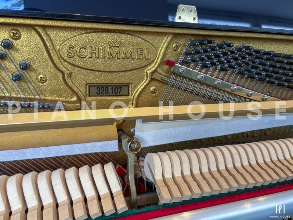Schimmel Classic C116 Tradition