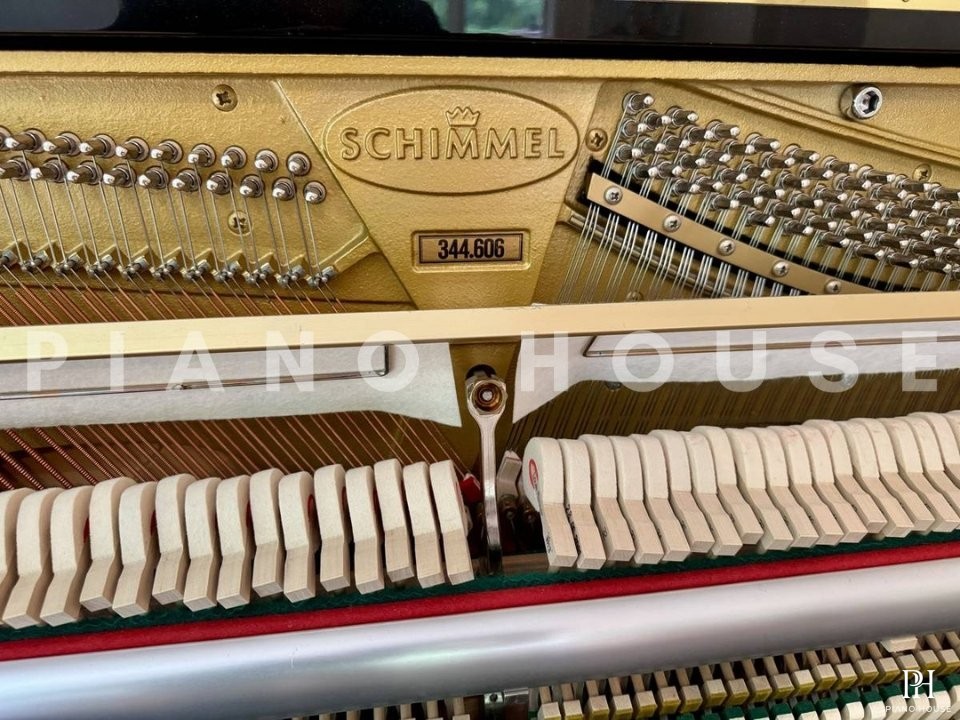 Schimmel Classic C121 Tradition (Ebony High Gloss)