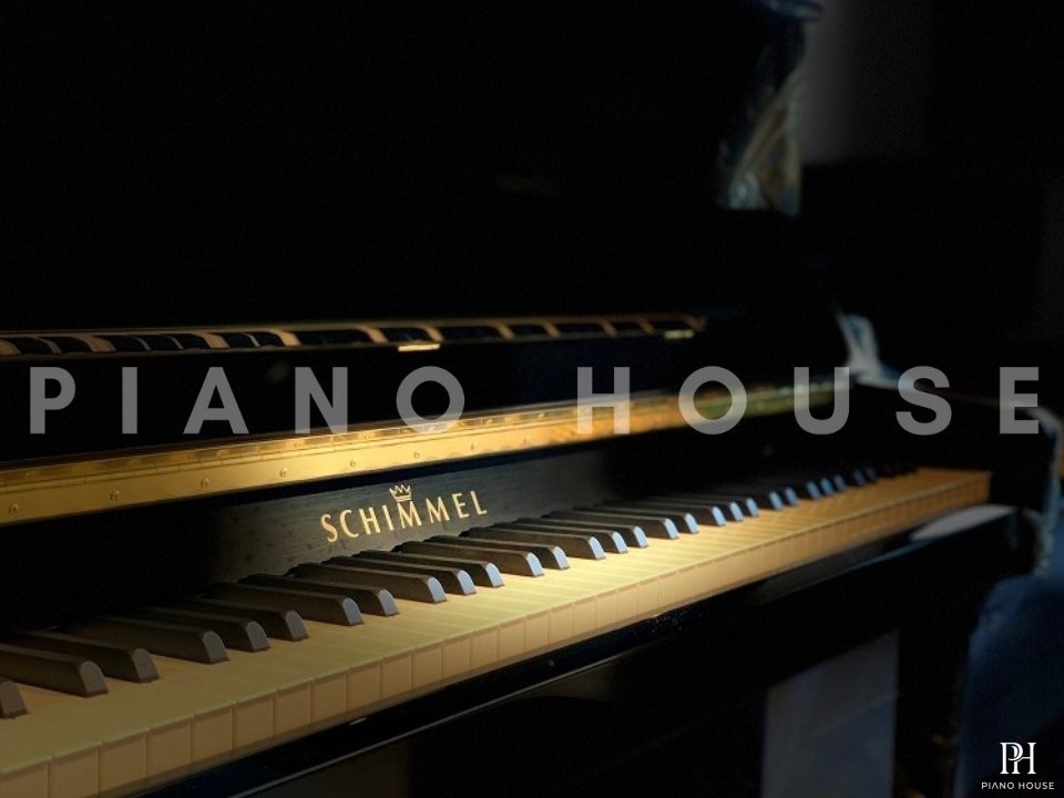 Schimmel Classic C121 Tradition (Ebony High Gloss)