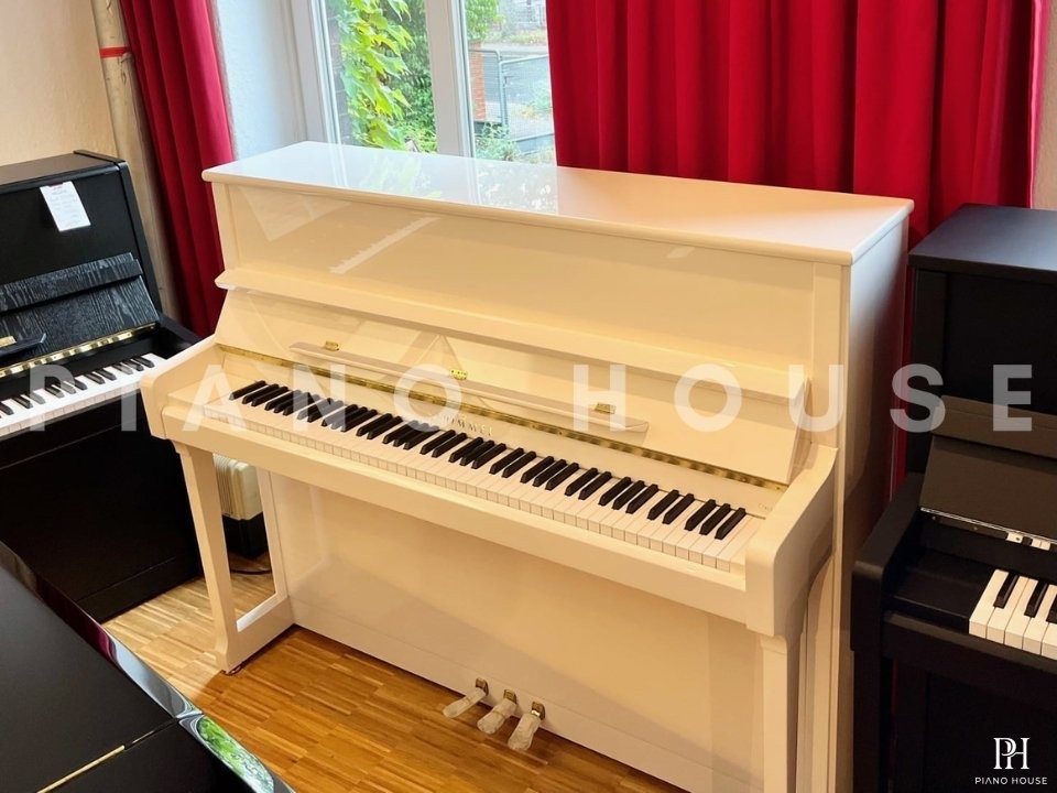 Schimmel Classic C121 Tradition (White High Gloss)