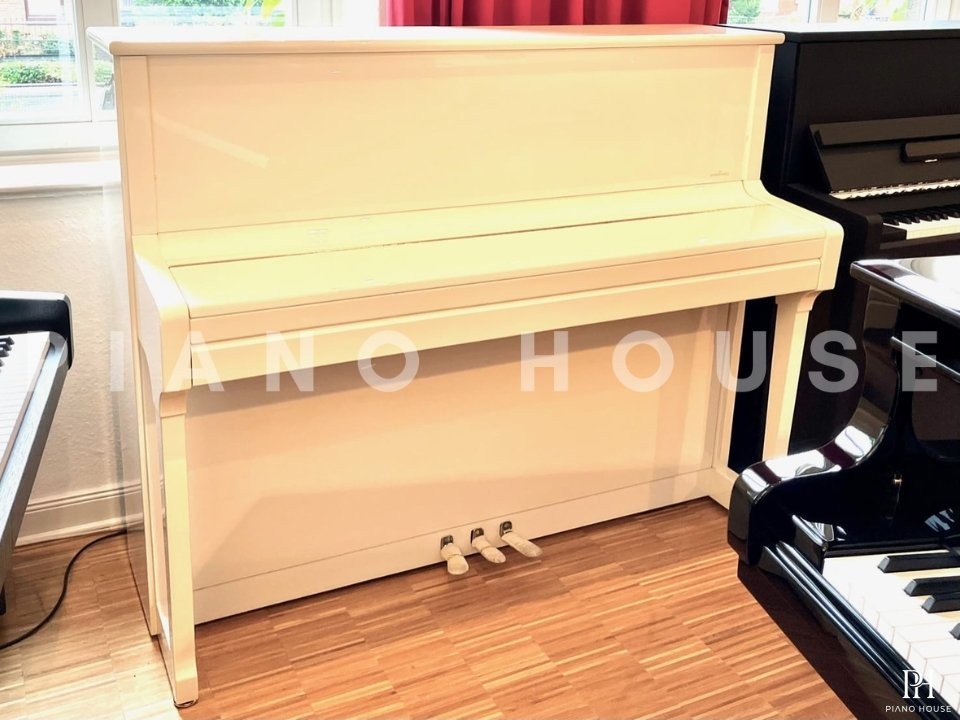 Schimmel Classic C121 Tradition (White High Gloss)