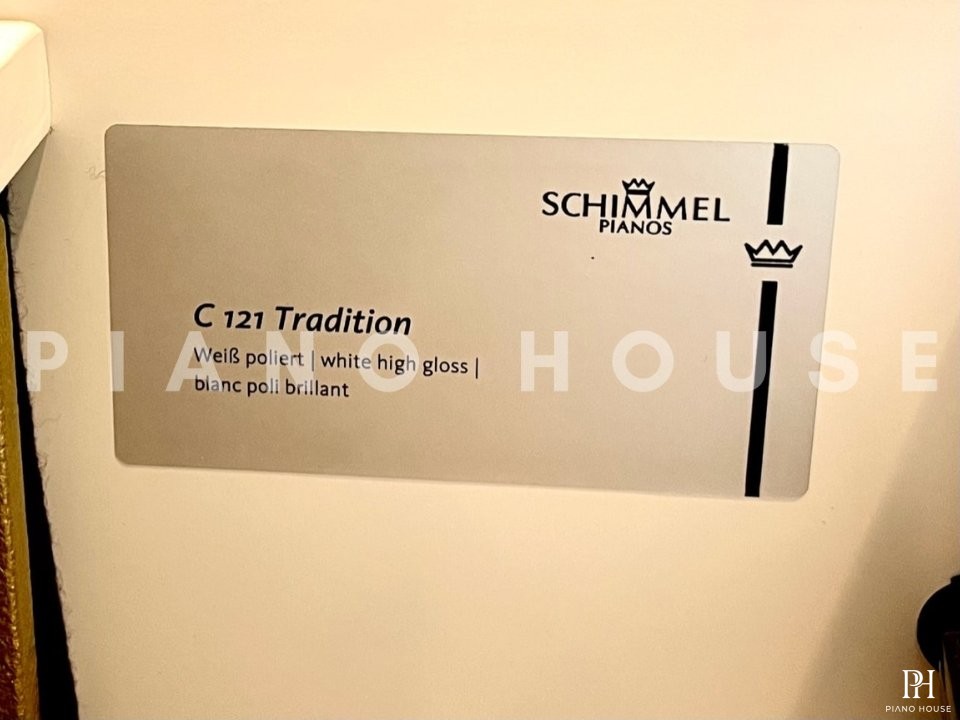 Schimmel Classic C121 Tradition (White High Gloss)