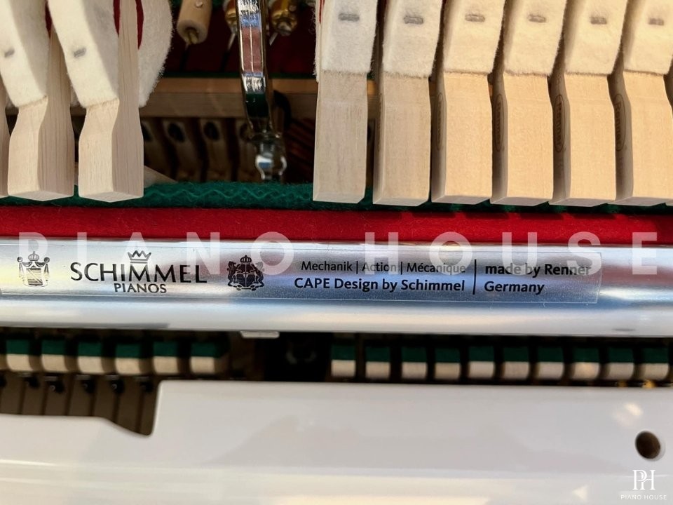 Schimmel Classic C121 Tradition (White High Gloss)