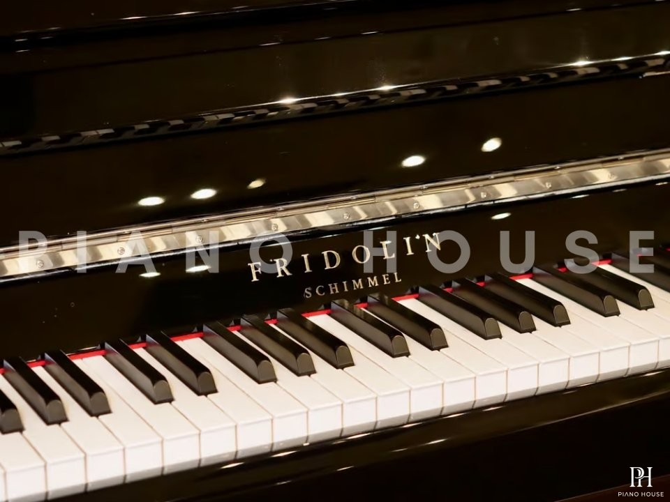 Fridolin Schimmel F116 Tradition (Ebony High Gloss)