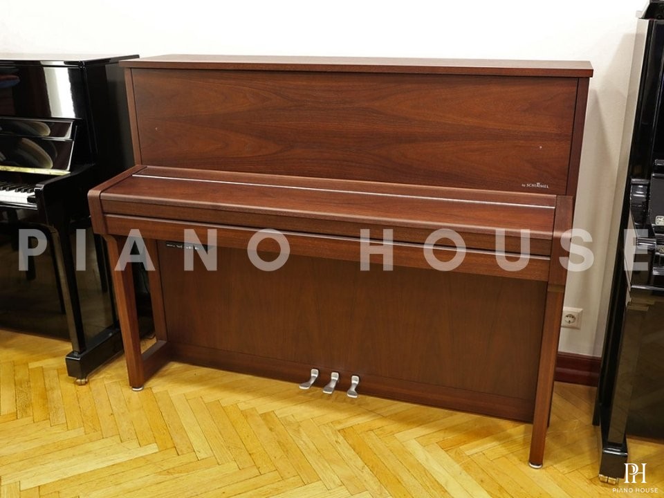 Wilhelm Schimmel W114 Tradition (Dark Walnut)