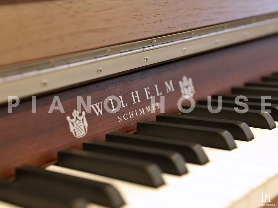 Wilhelm Schimmel W114 Tradition (Dark Walnut)