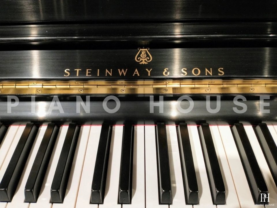 STEINWAY K-52