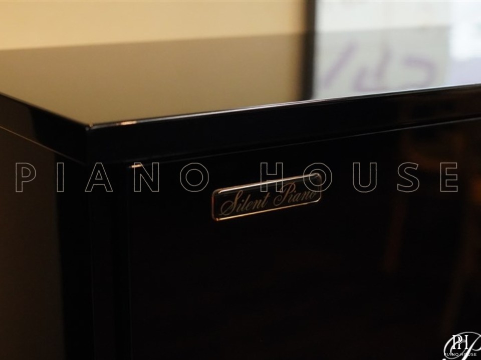 YAMAHA U50SX