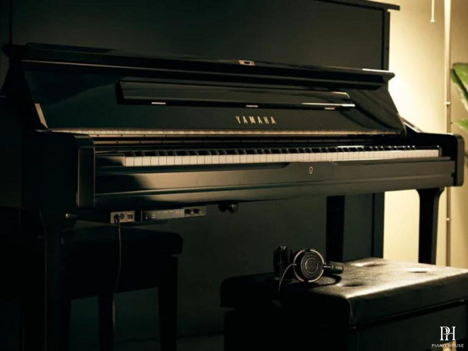 YAMAHA U3 SH3 PE