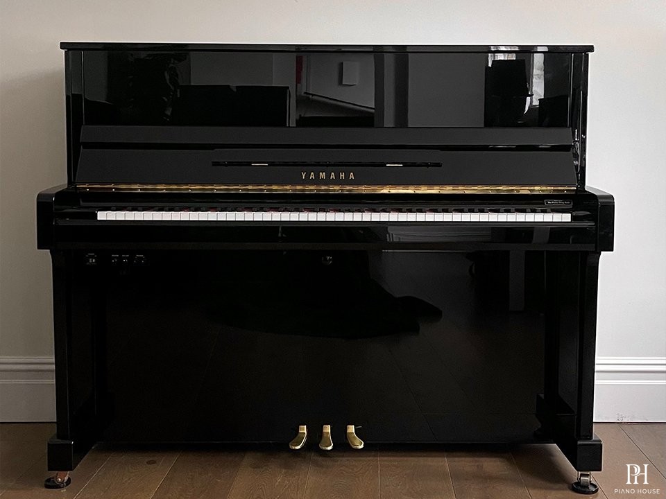 Yamaha B3