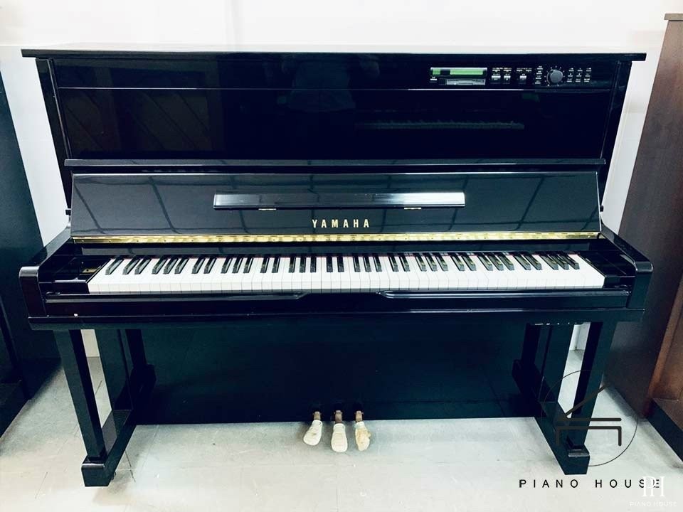 YAMAHA HQ100