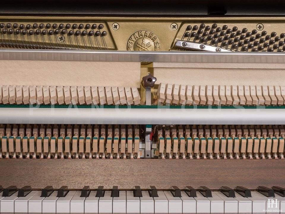 YAMAHA P110 WN