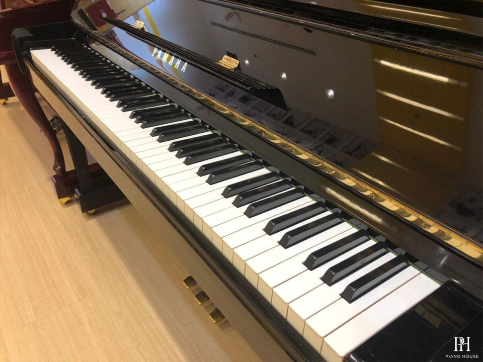 YAMAHA MC301 PE