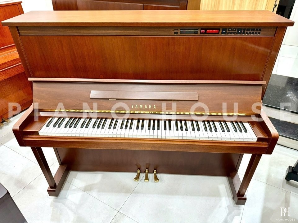 YAMAHA MX303R WnC