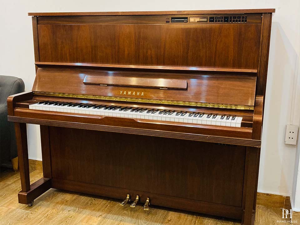 YAMAHA MX303R WnC
