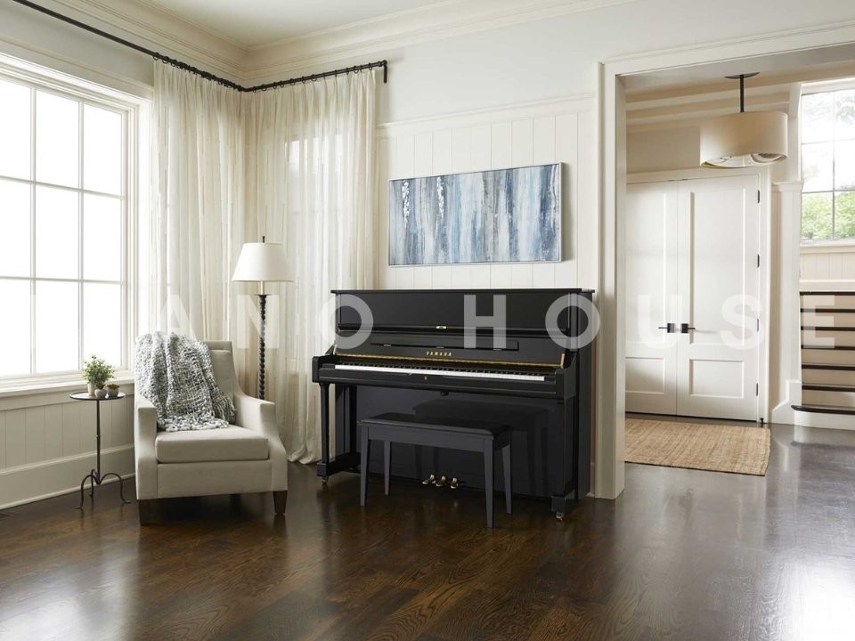 YAMAHA U1 PE (Used)