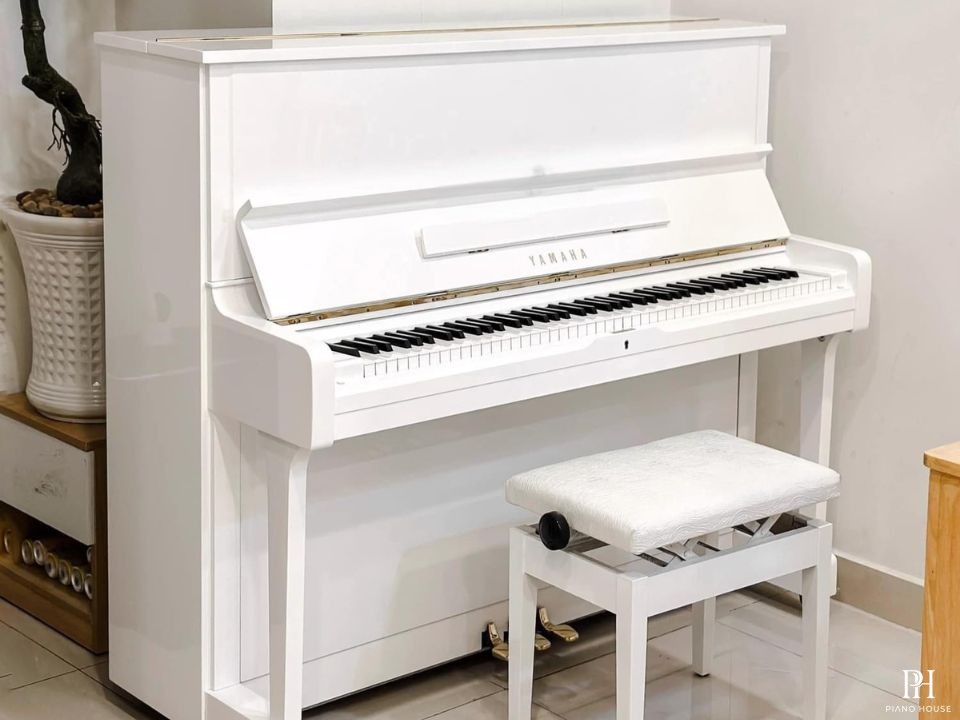 YAMAHA U1G WH