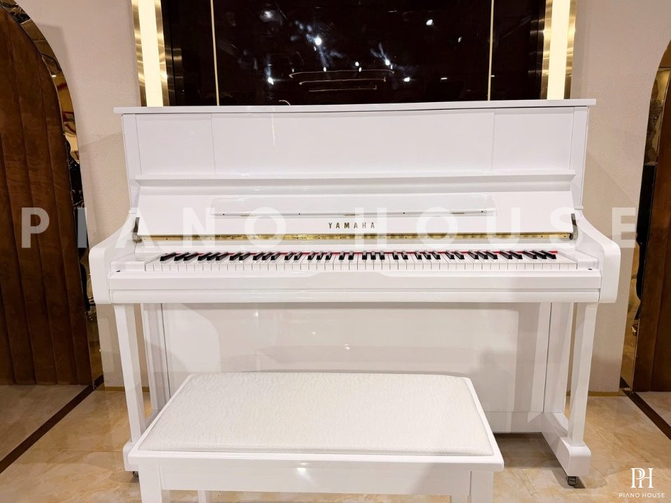 YAMAHA U1J PWHC