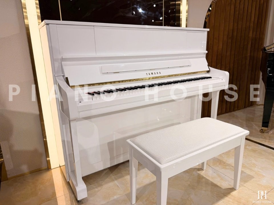YAMAHA U1J PWHC