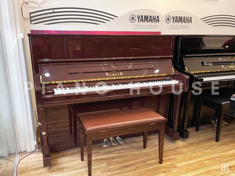 YAMAHA U1J PM