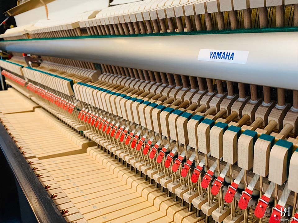 YAMAHA U1 SH3 PE