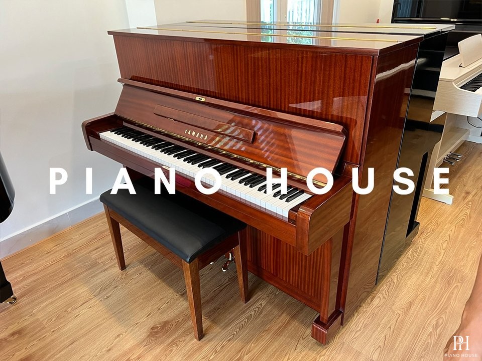 YAMAHA U2MH
