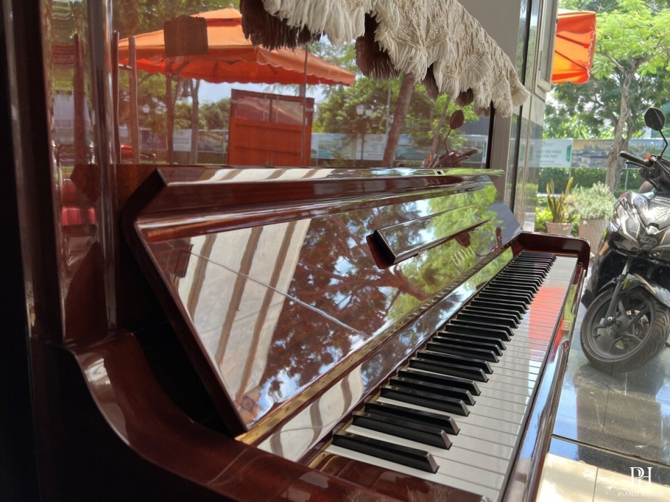YAMAHA U3E Mh