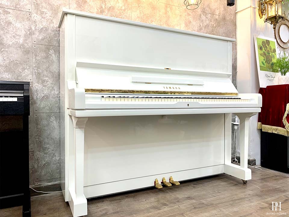 YAMAHA U3G WH