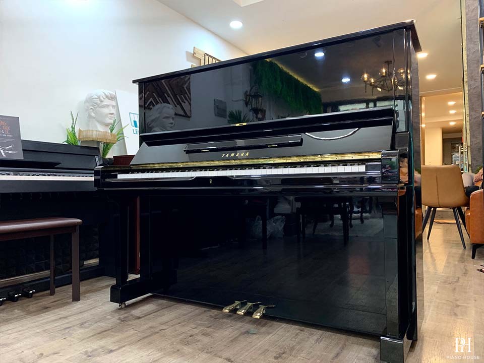 YAMAHA U3M Silent