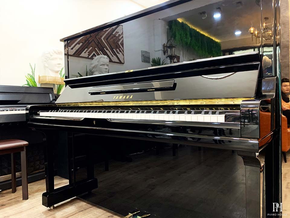 YAMAHA U3M Silent