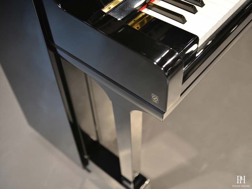 YAMAHA U300S Silent