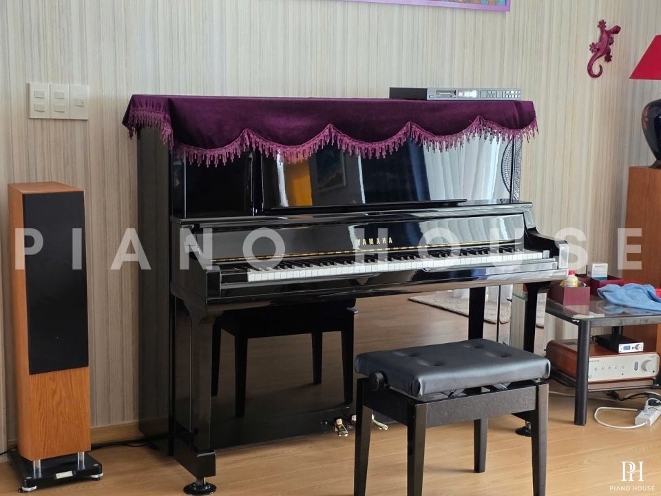 YAMAHA UX30A