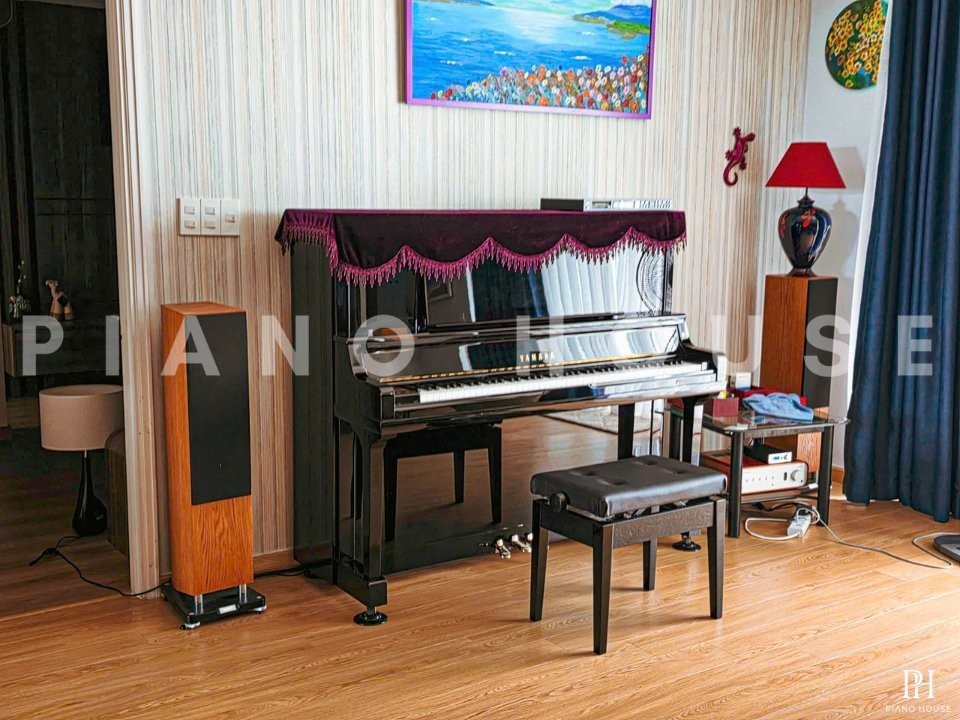 YAMAHA UX30A