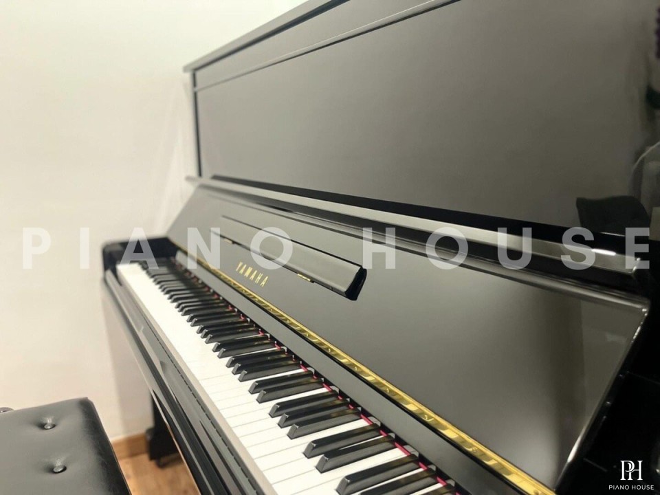 YAMAHA U30AS Silent