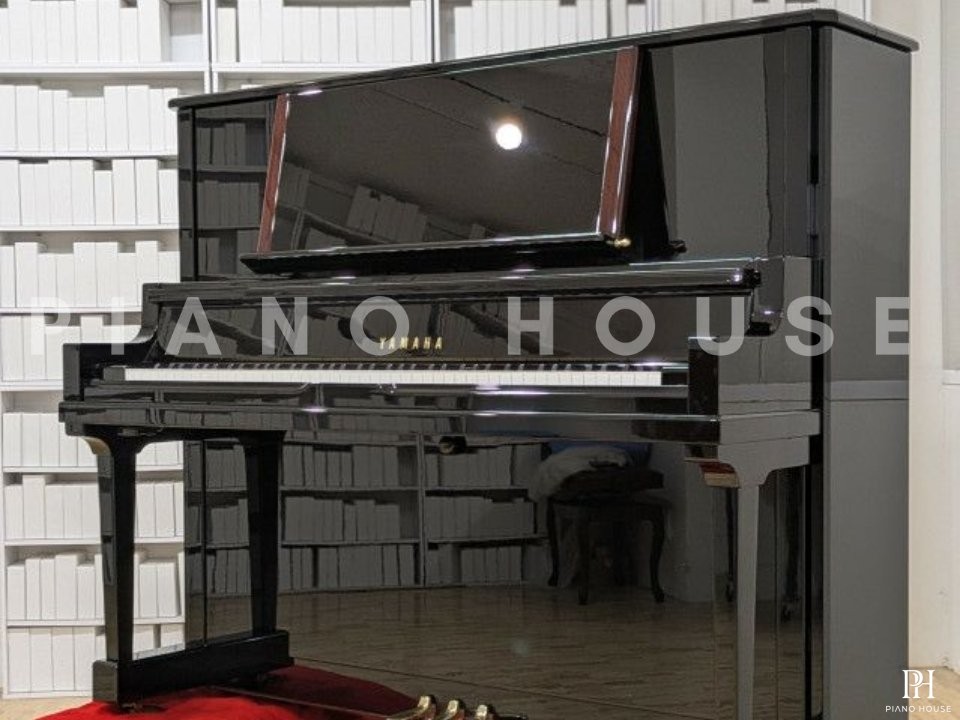 YAMAHA UX500