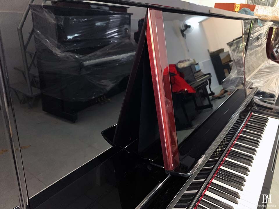 YAMAHA YU5 SXG (Auto Play + Silent)