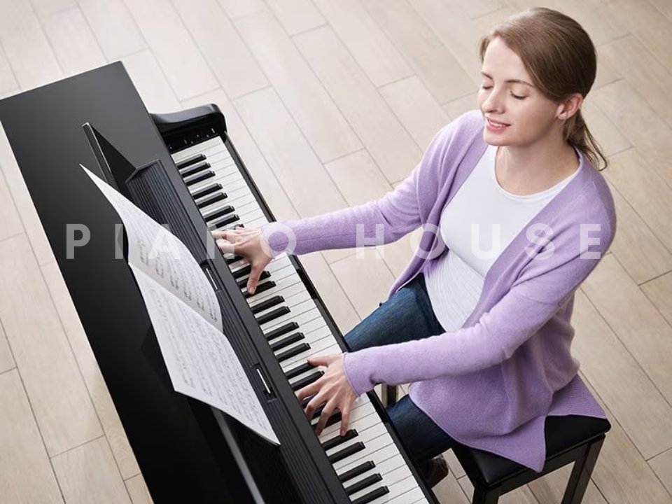 Yamaha Clavinova CLP-800 Series Concept