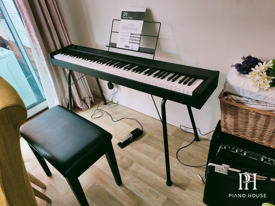 Korg D1