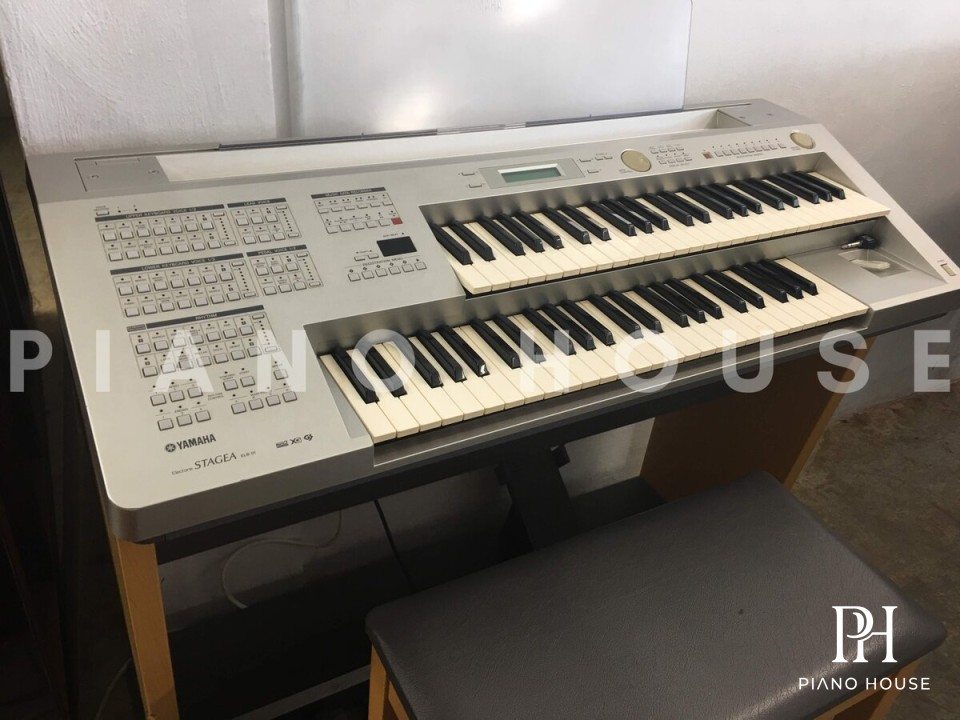 Yamaha Electone ELB-02 Dual Manual and Foot Pedals