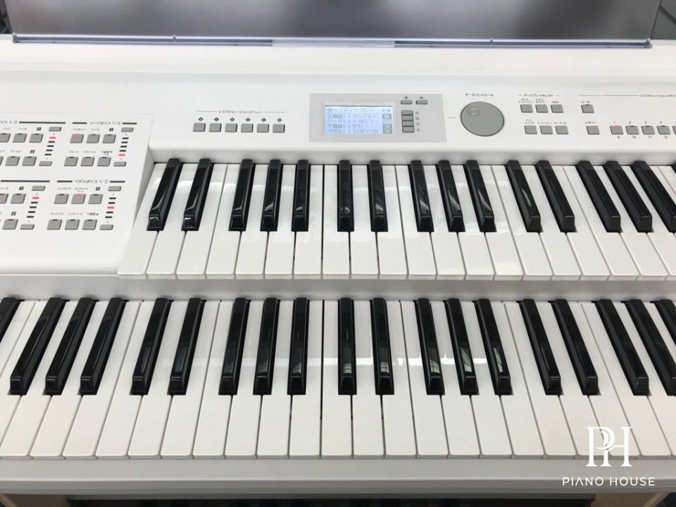 Yamaha Electone ELB-02 Voice Section Controls