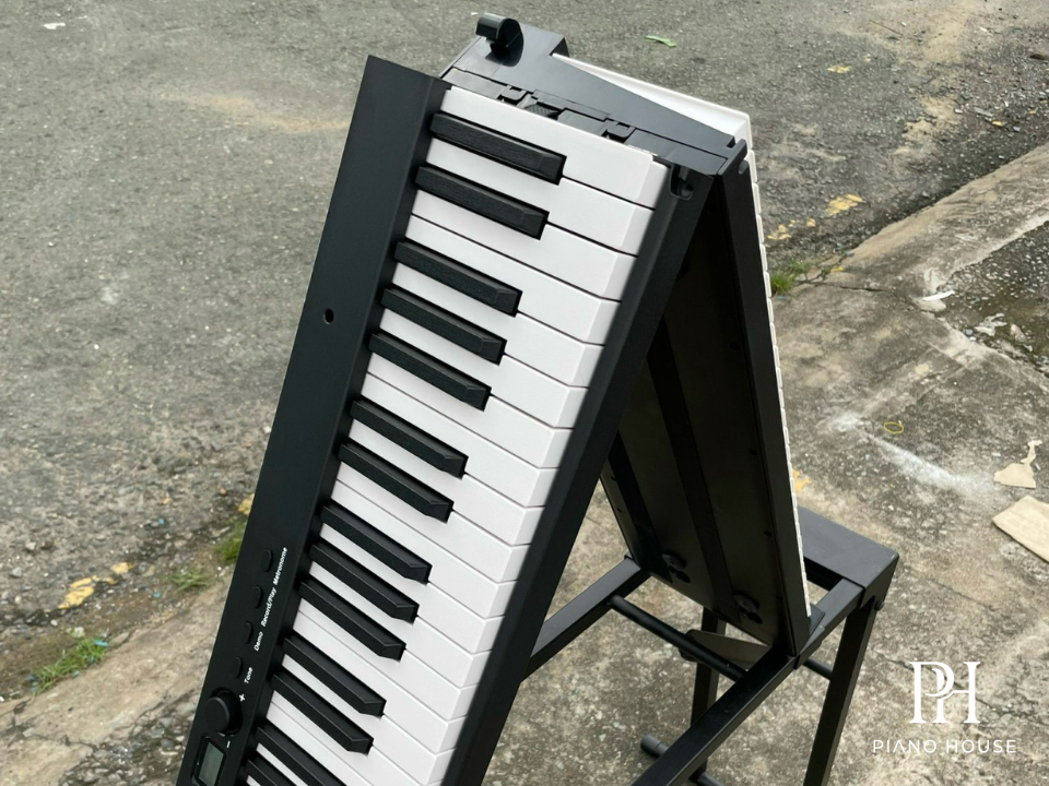 Folding Piano Central Motherboard Connection Node