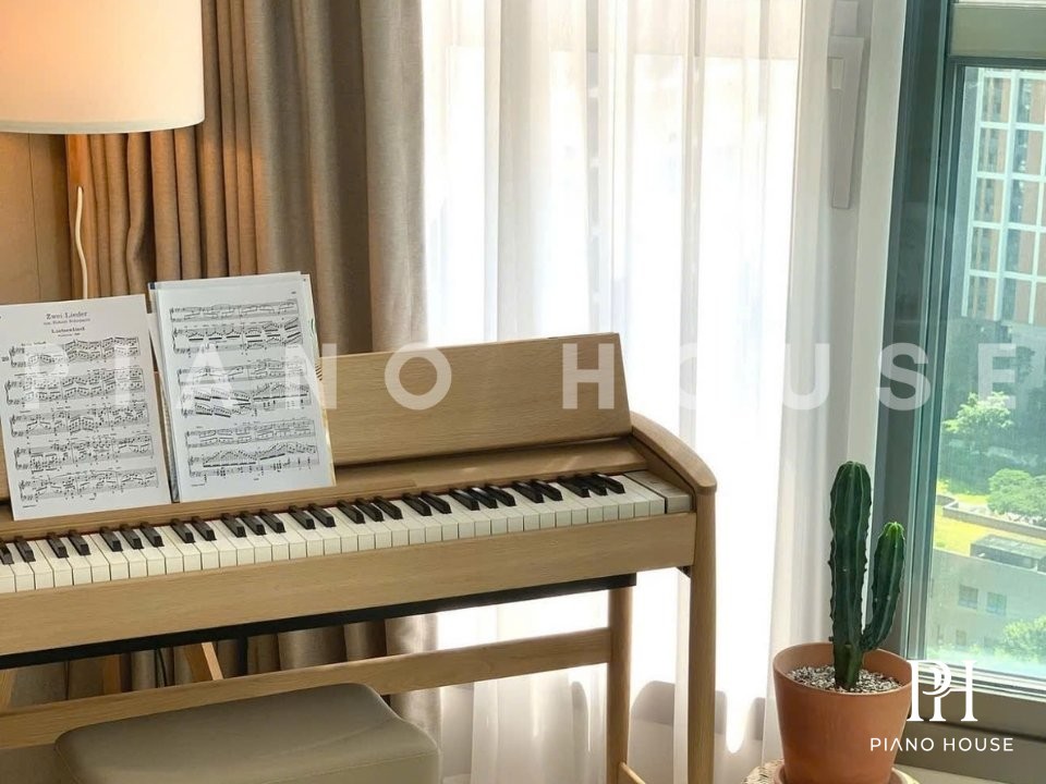Roland KF-10 Kiyola Open Lid Natural Wood Polish