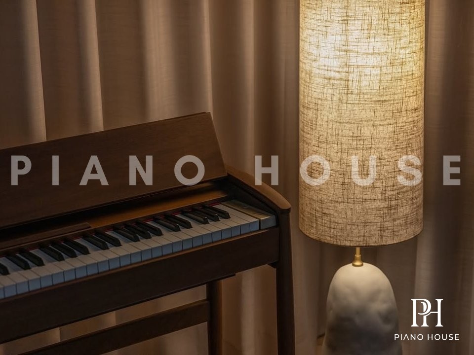 Roland KF-10 WN Premium Walnut Hardwood Finish Edition