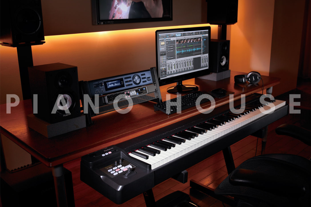 Roland A-88MKII Professional Master MIDI Stage Controller