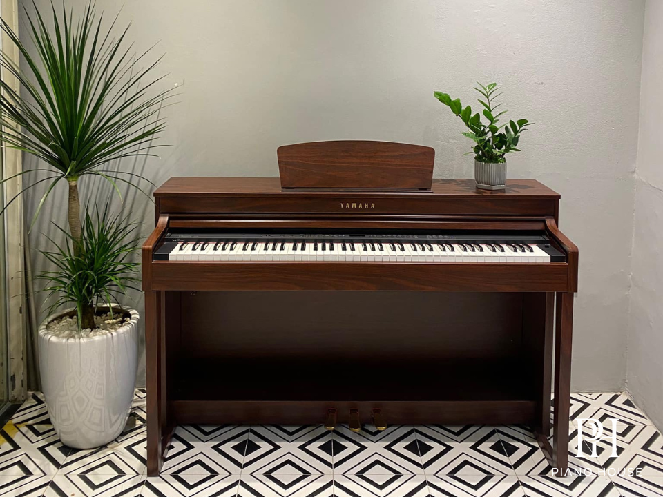 Yamaha Clavinova CLP-430M