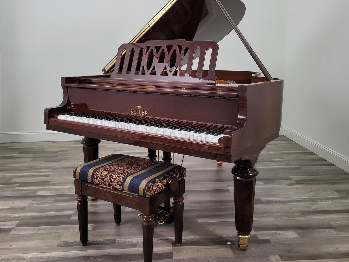 Seiler Piano Lifestyle 1